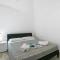 Saro House - Happy Rentals-8