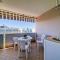 Luminous one bedroom flat with side sea view-7