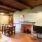 Il Borgo Dei Corsi - Charming Holiday Apartments-44