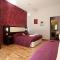 Heart of Rome Rooms-6