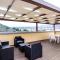 Rooftop Skyview 2 Bedr Panoramic View Parking-18