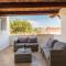 pic Between Sea and Countryside-Villa with a veranda, 10 minutes from the sea