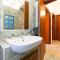 Stazzo Istana Jacuzzi Barbecue e Mare a piedi-13