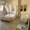 Scaramella room s-8