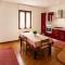 Petronia Home-5