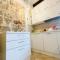 Catalan Art Room Studio Apartment-5