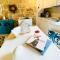 Catalan Art Room Studio Apartment-31