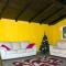 VILLA IL CICLAMINO PRIVATE POOL IN-GROUND FOR EXCLUSIVE USE - 70m2 house & 300m2 outdoor, child & pet friendly, 10 minutes drive to Montebello Station connecting to Rome centre in 20 minutes, 3 minutes drive to supermarket -4 language warm guest care-3