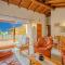 Bild des Sardinia Family Villas - Baja Sardinia Apartment with Sea View