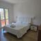 Guest House Tra Rocce E Mare-36