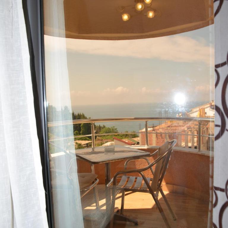 Guest House Evropa 2 - Two-Bedroom Apartment with Sea View - 14