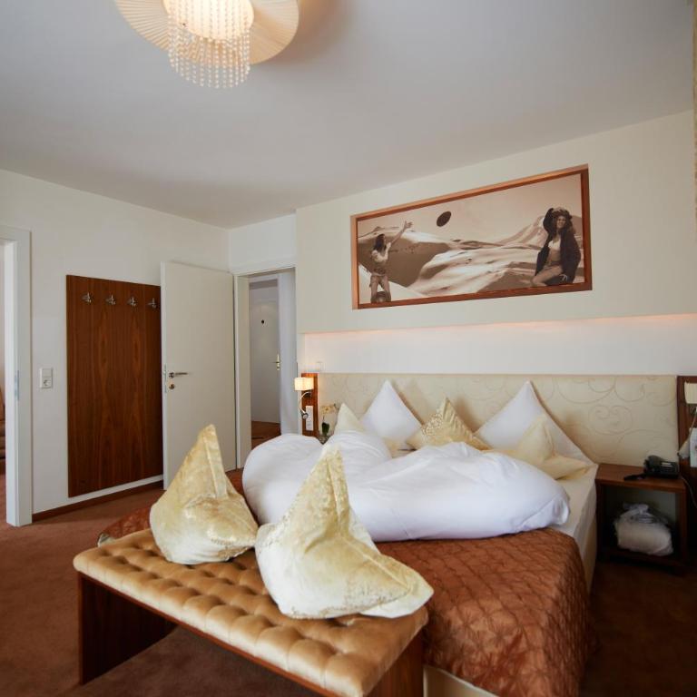 Hotel Brigitte - Standard Suite - 12