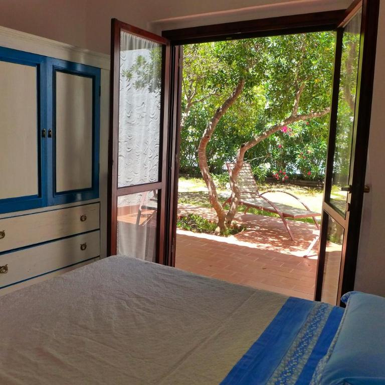 B&B Vacanza Facile - Camera Matrimoniale con Bagno Privato Esterno - 5