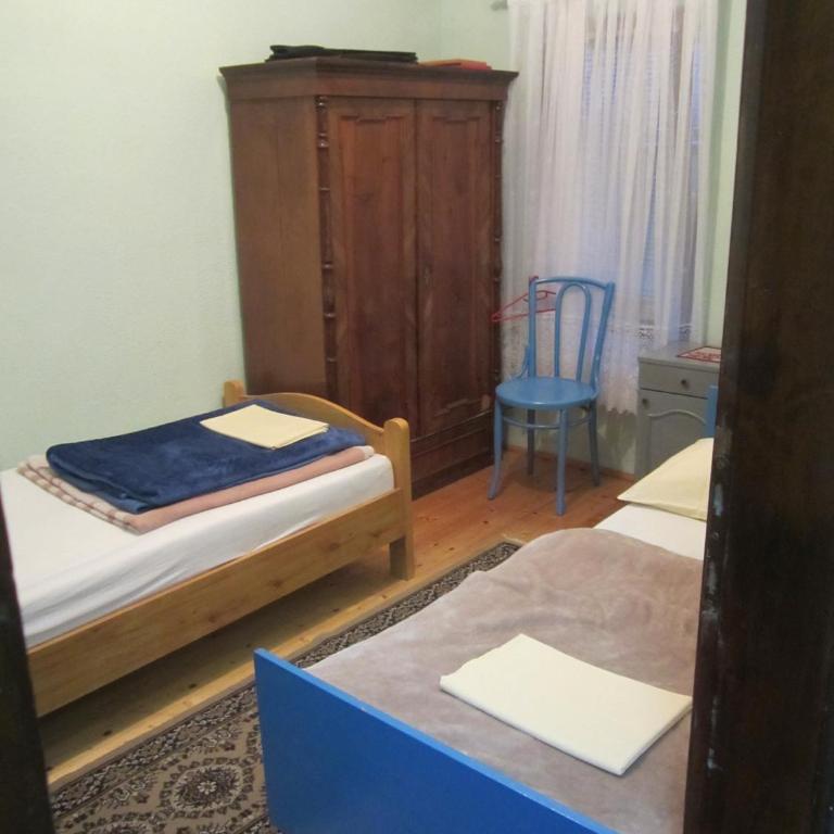 Bravo Guest House - Economy Twin Room - 2