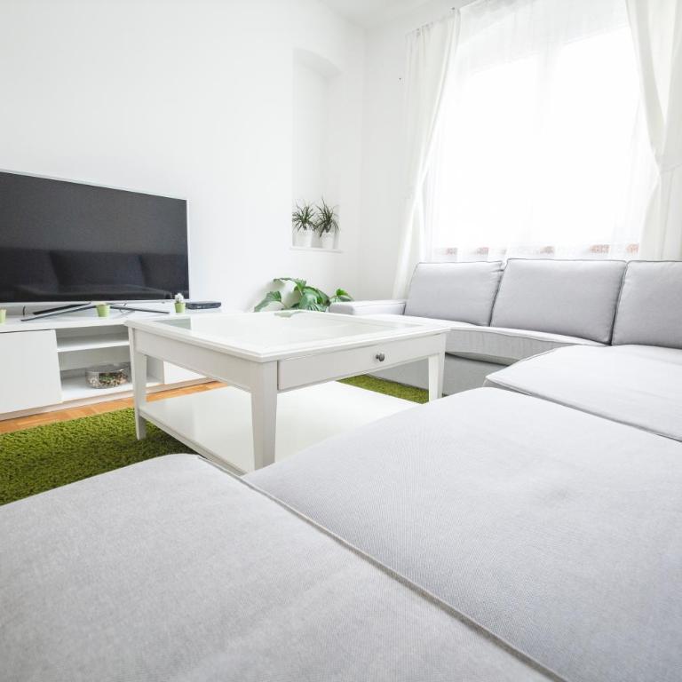 Ferienwohnung Alpi - Two-Bedroom Apartment with Garden & Mountain View - 19
