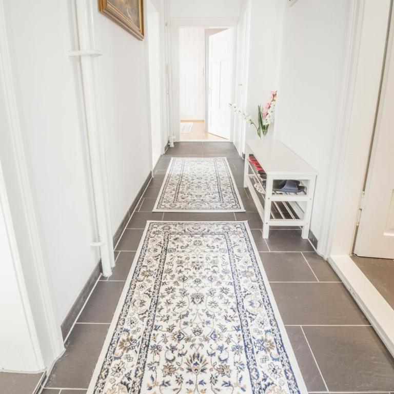 Ferienwohnung Alpi - Two-Bedroom Apartment with Garden & Mountain View - 7