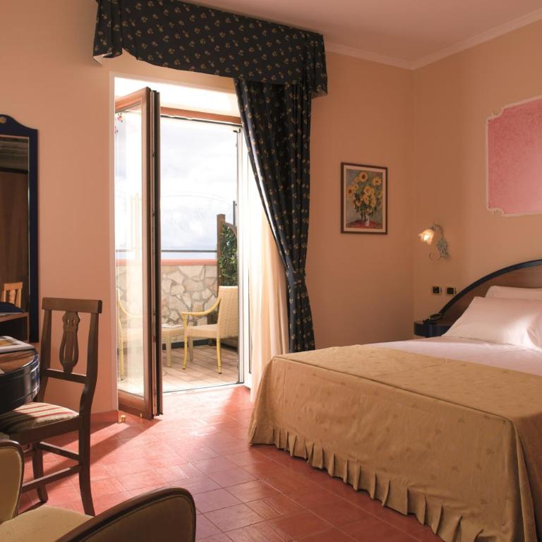 Hotel Prestige - Camera Matrimoniale - 2
