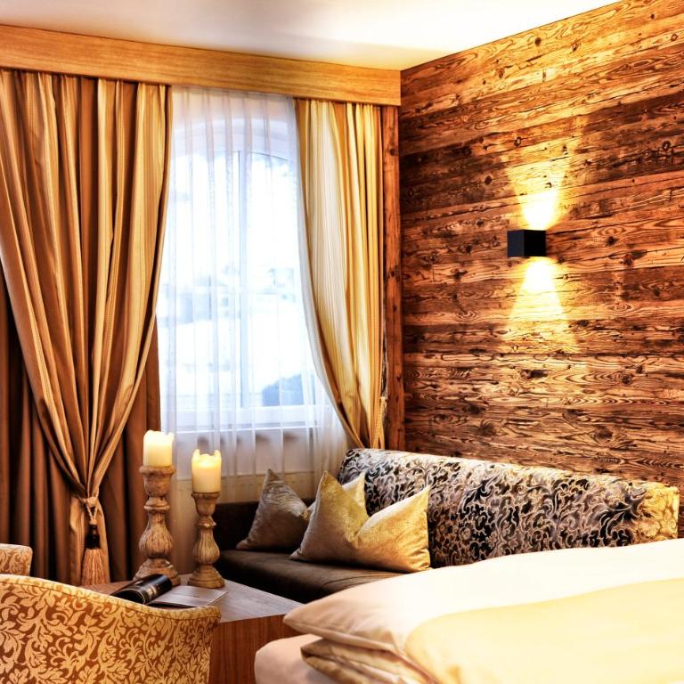 Hotel Salnerhof - Deluxe Doppelzimmer im alpinen Stil - 1