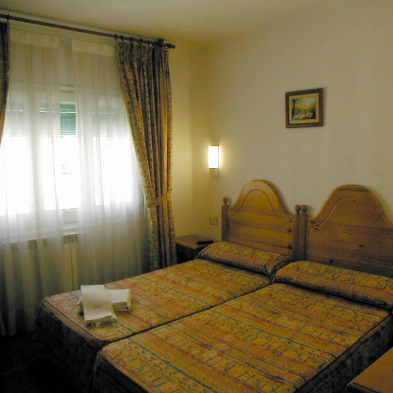 Gabarre - Habitación Doble - 1 o 2 camas - 6
