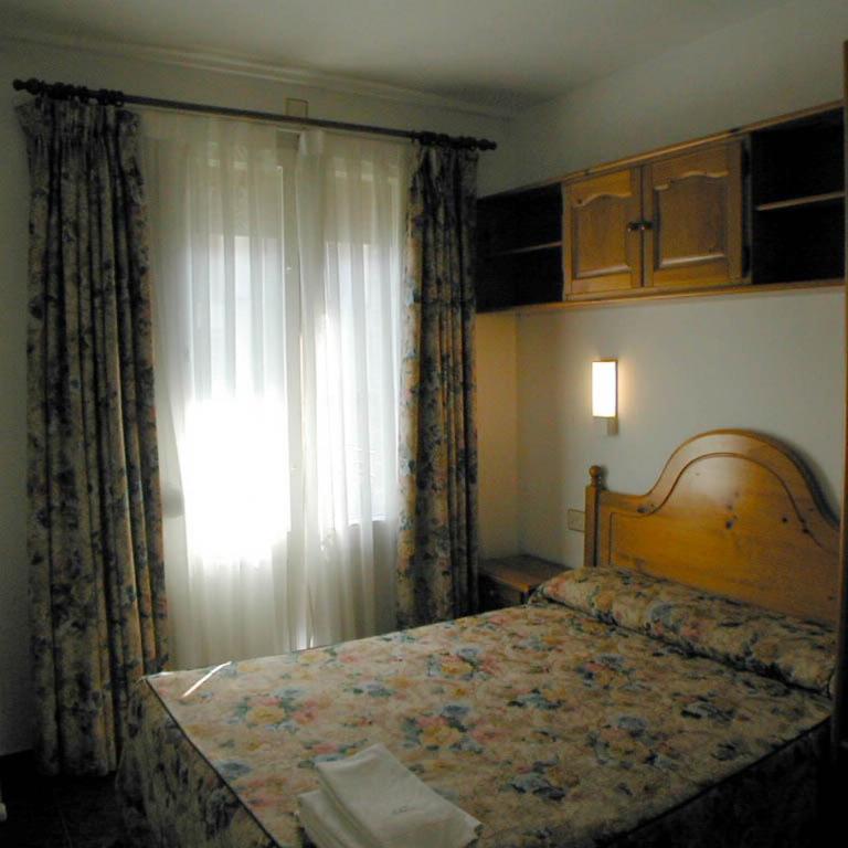 Gabarre - Habitación Doble - 1 o 2 camas - 2