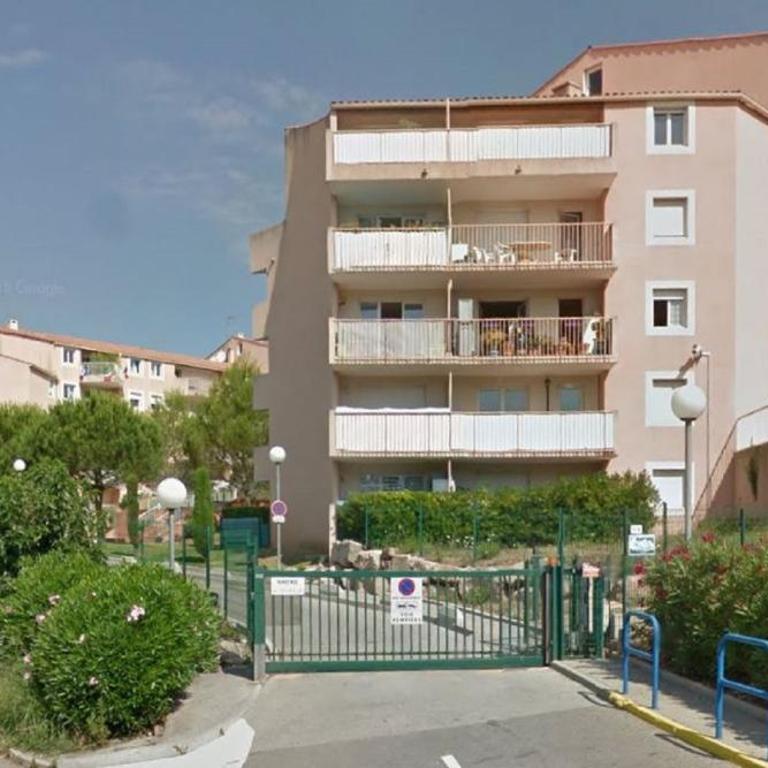 Coeur de Fréjus, L'AMPHITHÉÂTRE, appartement 3 pièces climatisé, terrasse, barbecue, piscine & parking - Apartment with Terrace - 26