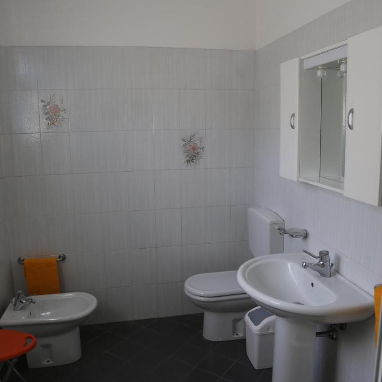 Fruit'n Joy - Camera Queen con Bagno in Comune - 8