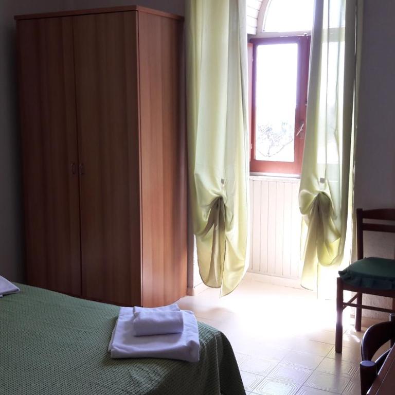 Hotel Residence Moneglia - Camera Matrimoniale/Doppia con Letti Singoli - 1