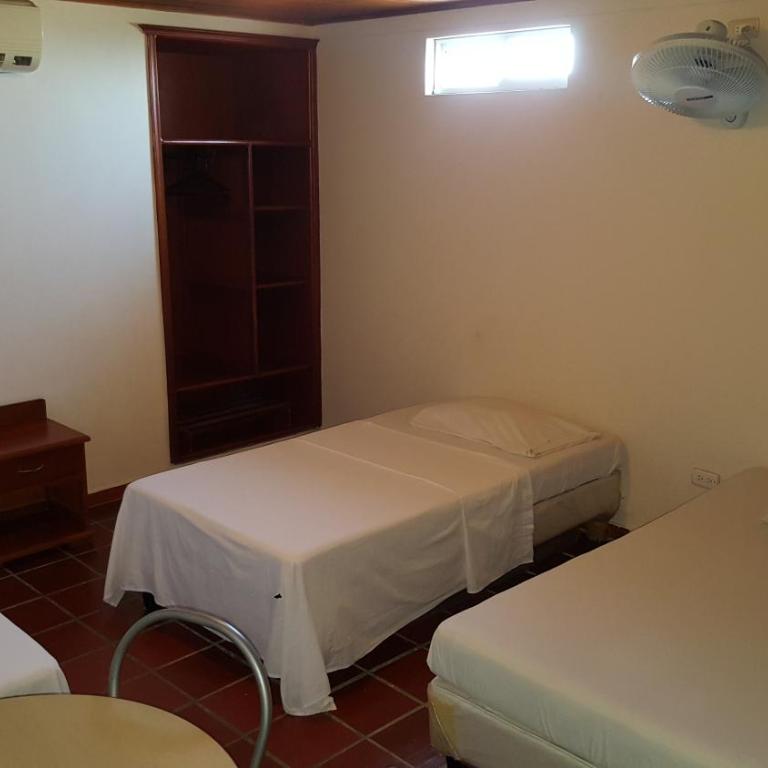 Hotel Sandiego inc - Habitación cuádruple - 4