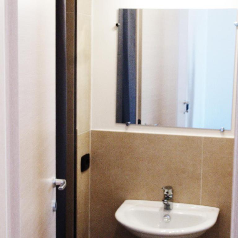 Terrazza dei Principi - Camera Familiare con Bagno Privato - 17