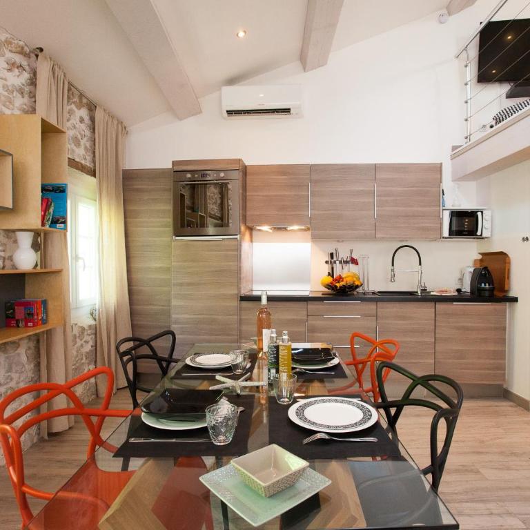 Superbe appartement loft vieil Antibes - Appartement 1 Chambre - 24