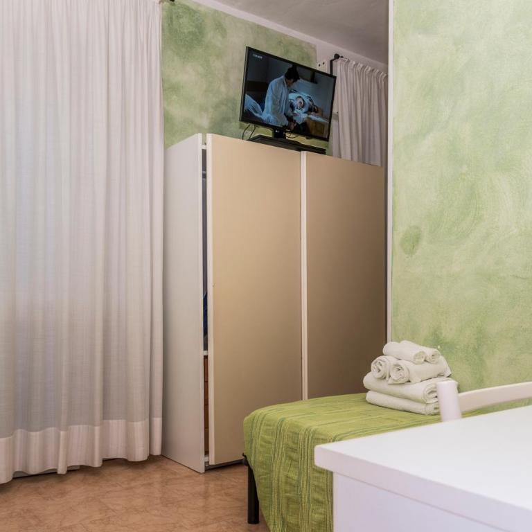 Hotel Nuova Graziosa - Quadruple Room - 12