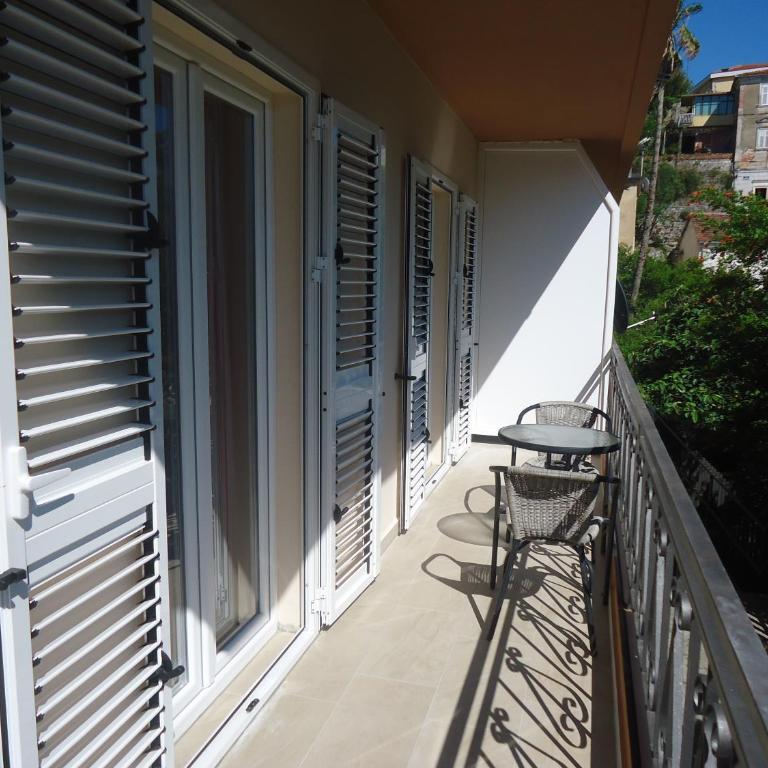 Apartments Forte Mare - Two-Bedroom Apartment with Sea View - 1
