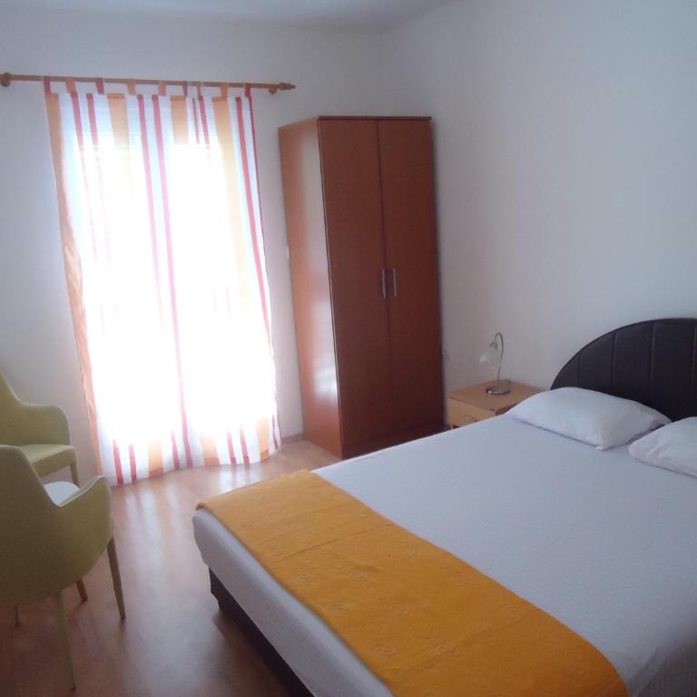 Apartments Forte Mare - Two-Bedroom Apartment with Sea View - 7