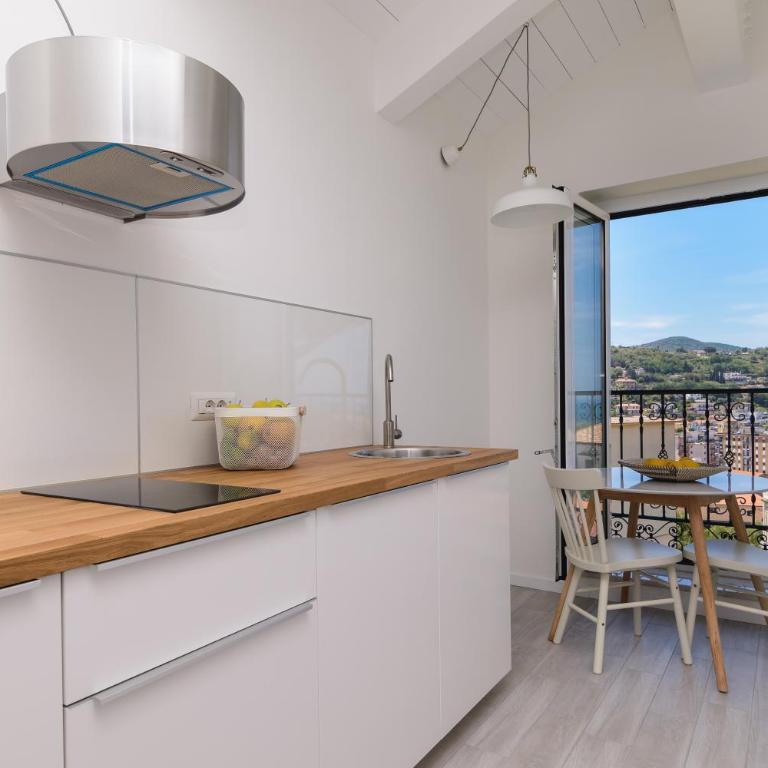 Casa Vittoria - Deluxe Apartment - 9
