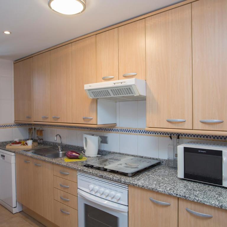 SingularStays Artes - Two-Bedroom Apartment - 31