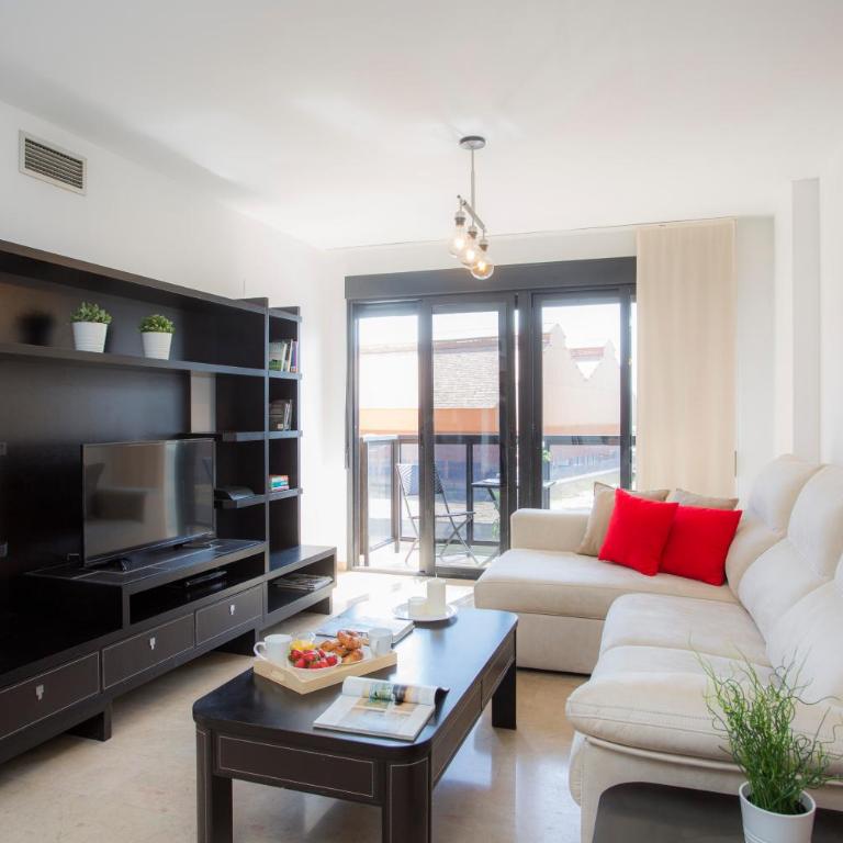 SingularStays Artes - Two-Bedroom Apartment - 8