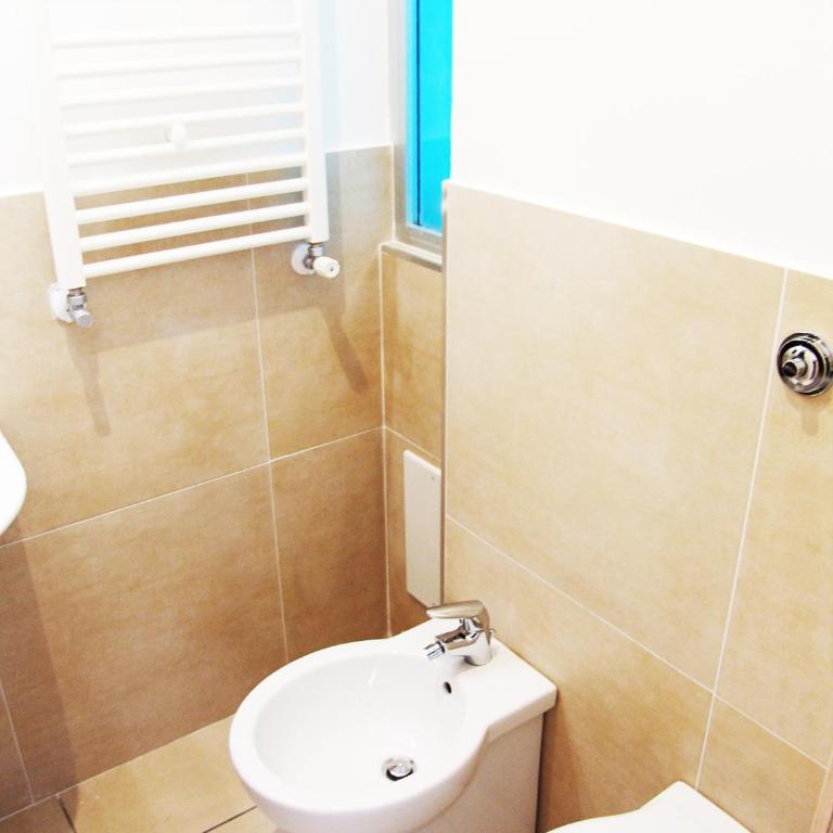 Terrazza dei Principi - Camera Familiare con Bagno Privato - 15