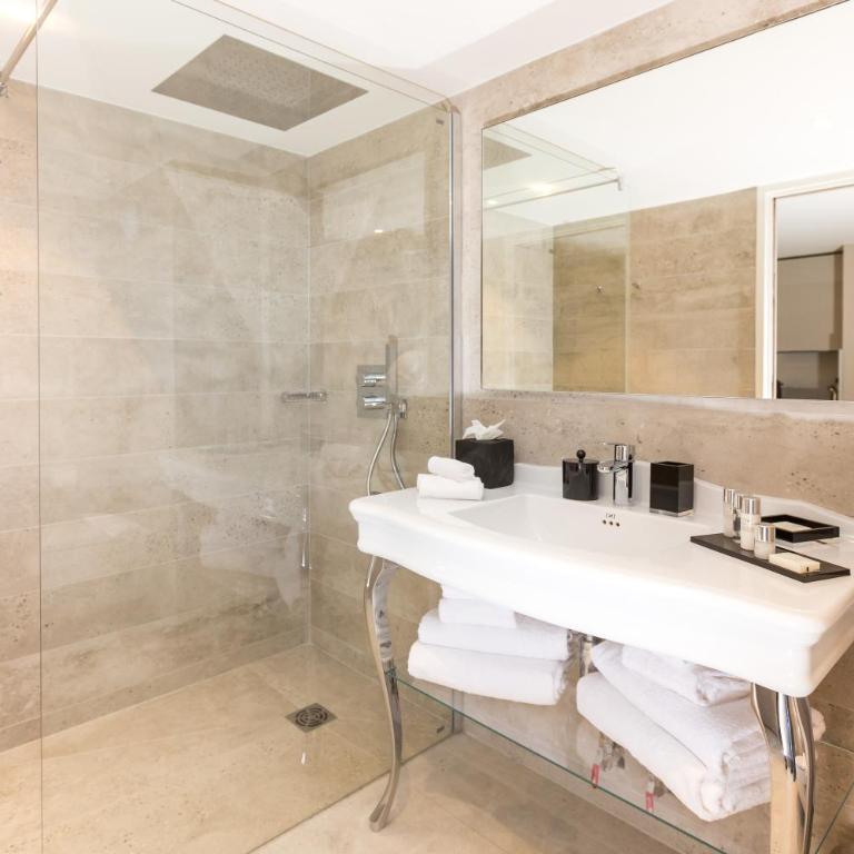 Palais Saleya Boutique Hôtel - Suite Junior avec Mezzanine - 2