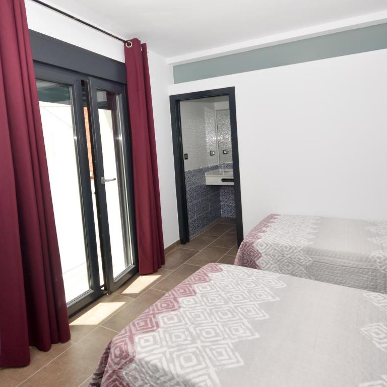 Hostal Maria Jose - Habitación Doble - 2 camas - 10