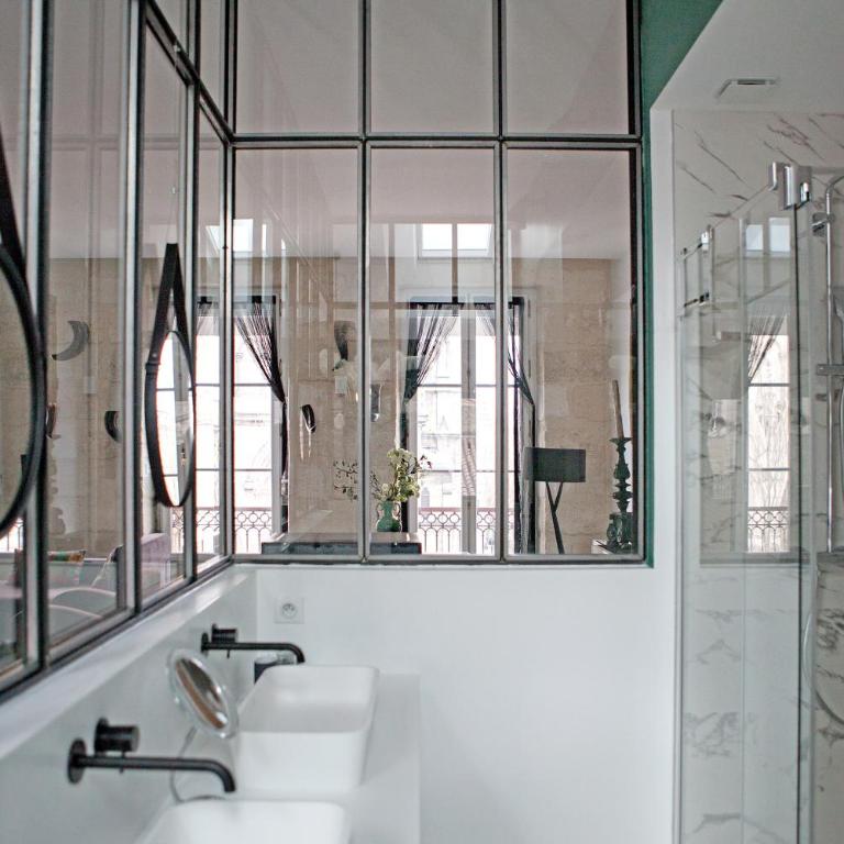 Une Chambre Chez Dupont - Suite - Kergomard - 12