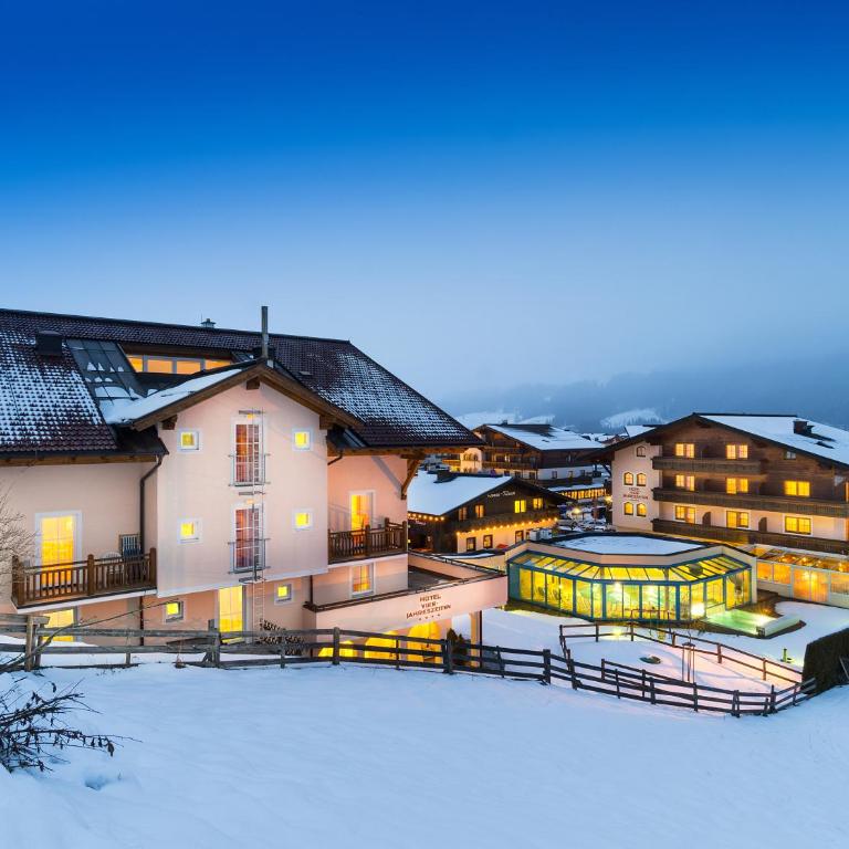 Hotel Vierjahreszeiten - Familiensuite mit 2 Schlafzimmern - 2