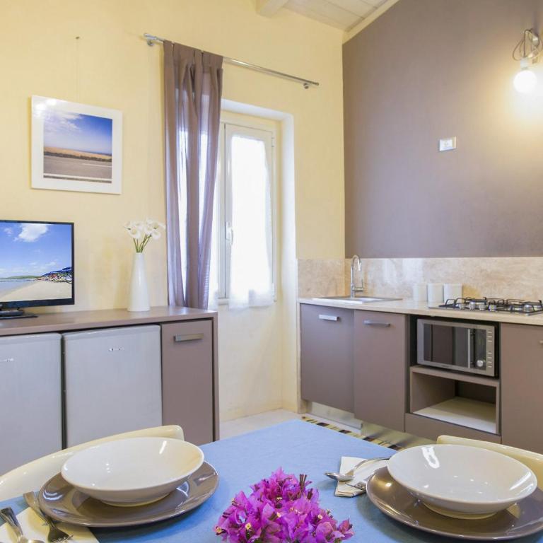 Iolanda Apartment 30m from Seaside - Two-Bedroom Apartment - 2