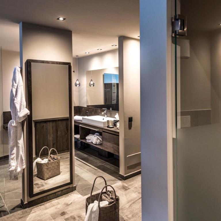 Mair Am Ort Living Hotel B&B - Deluxe Double Room with garden view - 8