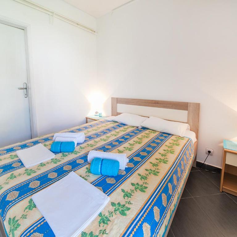 Apartments Midžor - Double Room with Balcony and Sea View - 6