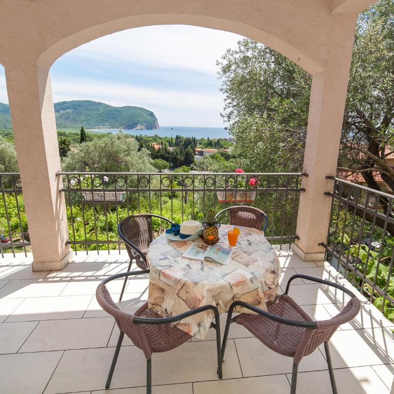 Apartments Midžor - One-Bedroom Apartment with Sea View - 4