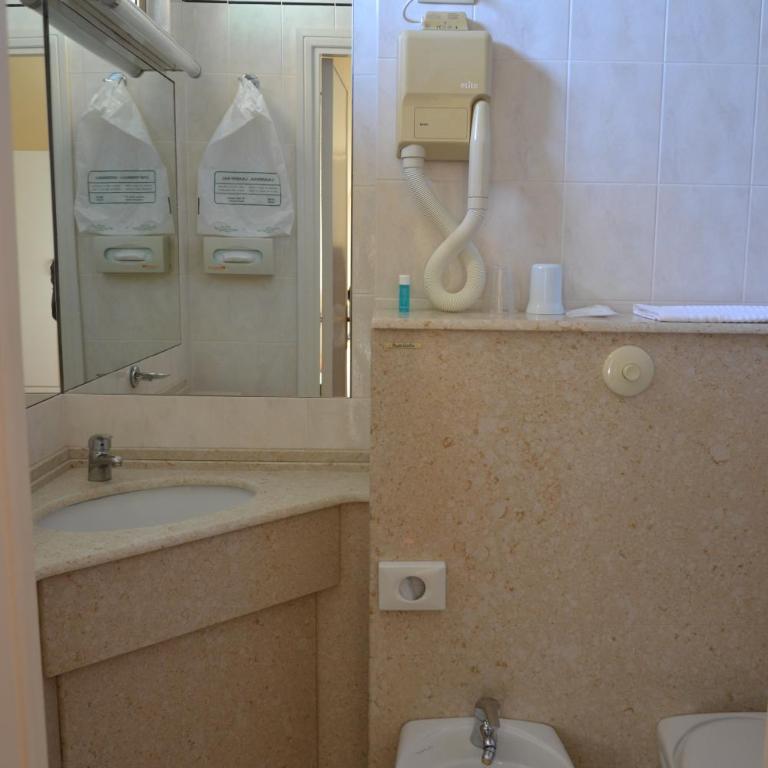 Hotel Villa Ricci & Benessere - Camera Singola Standard - 4