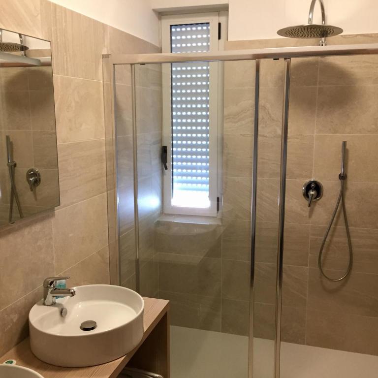 Hotel Capo Reamol - Suite con Balcone e Vista Lago - 15