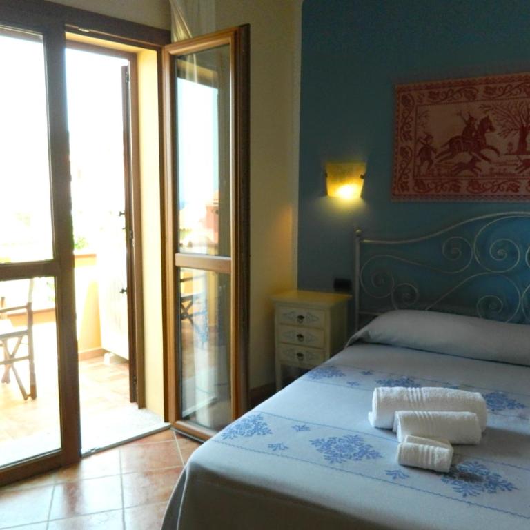 Real B&B Primo Sole - Double Room with Balcony and Sea View - 10