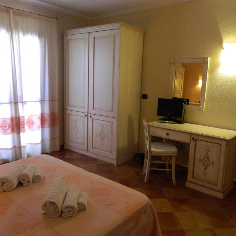 Real B&B Primo Sole - Doppelzimmer mit Balkon und Meerblick - 1
