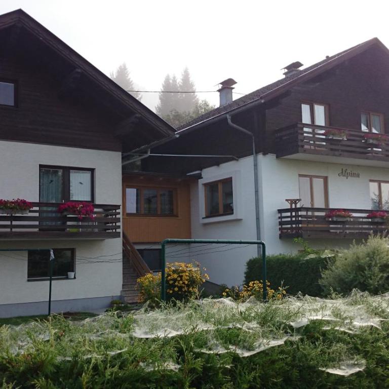 Haus Alpina - Apartment Amy mit Balkon - 10